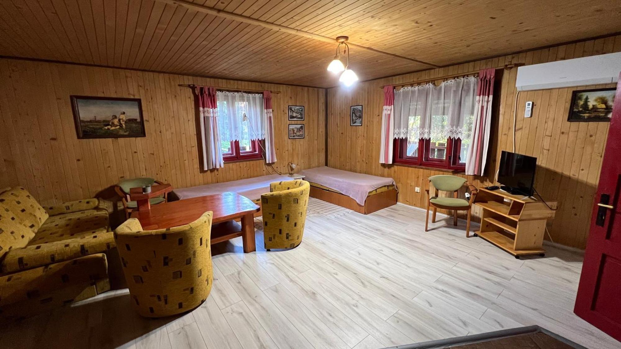 Chalupy Na Majeri Nizne Malatiny Bagian luar foto